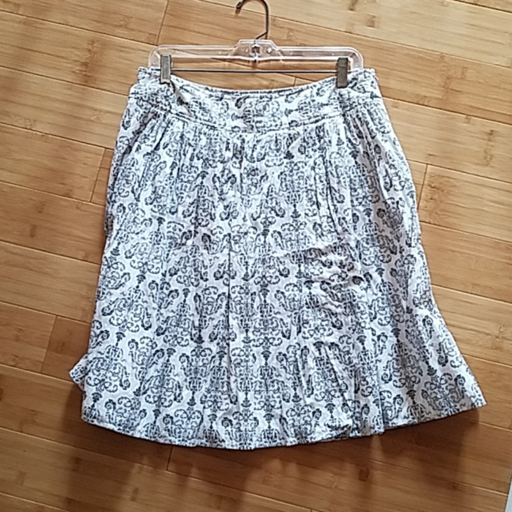 Loft Skirt